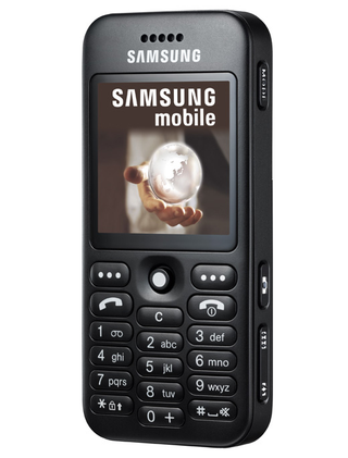 Illustration for article titled Samsung Launches the SGH-E590, World Keeps Watching iPhone Ads